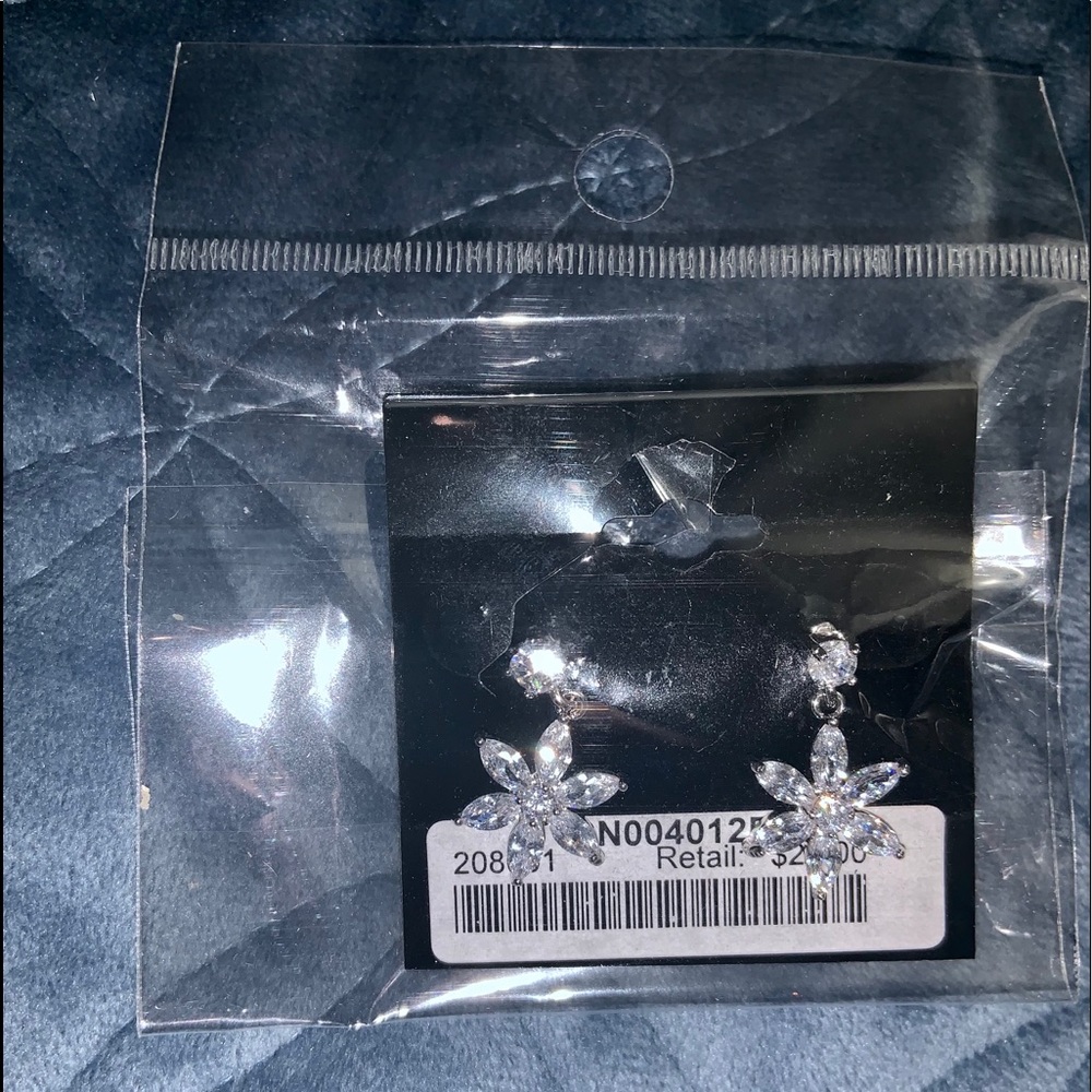 Gorgeous Swarovski Crystal Earrings